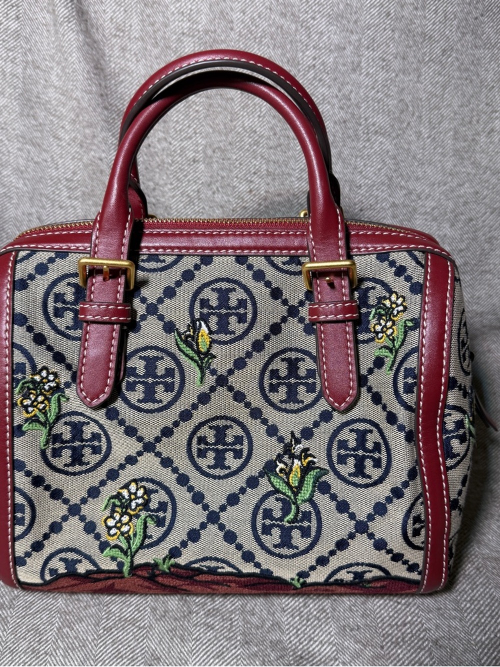 Tory Burch T Monogram Jacquard Embroidered Duffle in Tory Navy - Picture 4 of 15